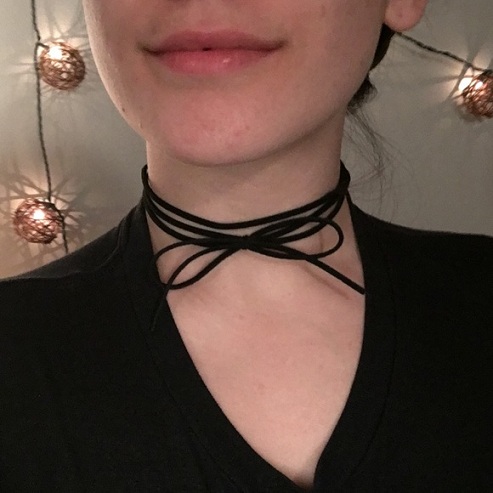 „Black Bow Choker“