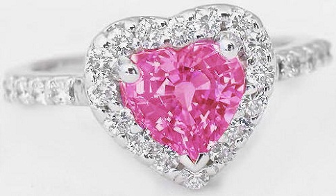 Širdies formos rožinis safyro žiedas