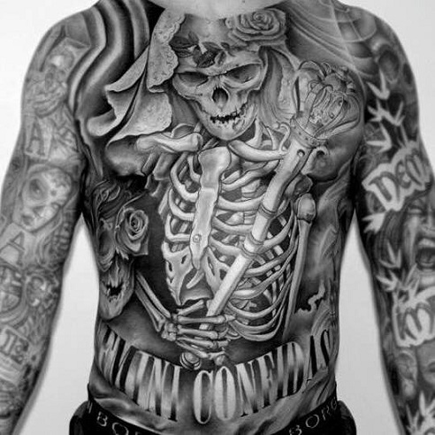 Skeleto tatuiruotė ant viso kūno