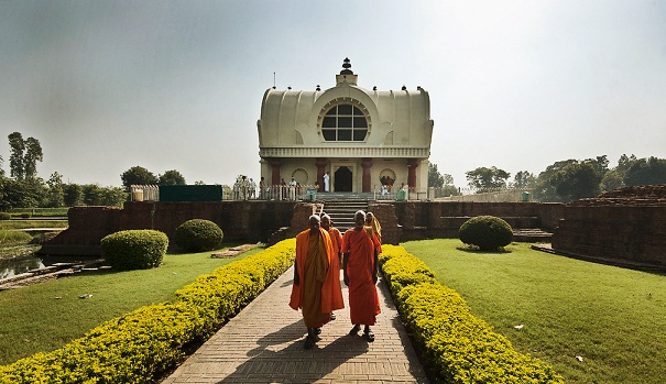 Garsios budistų šventyklos Indijoje-Mahaparinirvana šventykla