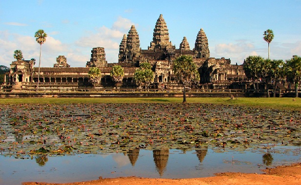 angkor_cambodia-turist-yerler