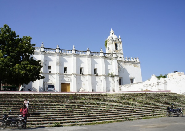 bažnyčia-of-st-francis-of-assisi_diu-turistinės vietos