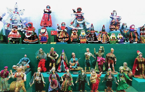 „Shankar“ tarptautinis lėlių muziejus - garsūs muziejai Delyje