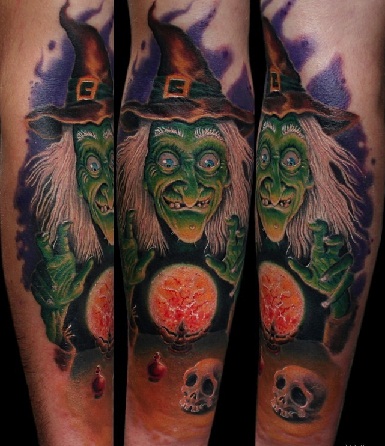 Žalio rašalo raganos tatuiruotės dizainas