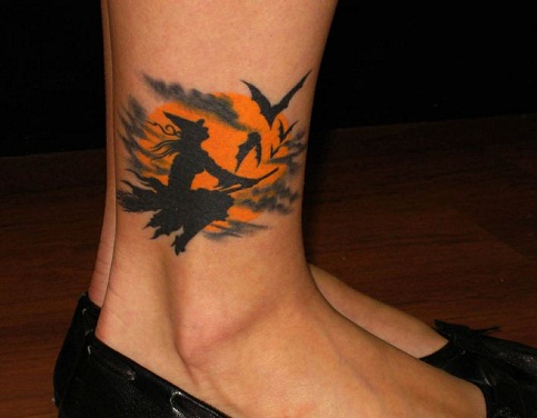 Gražus raganos tatuiruotės dizainas