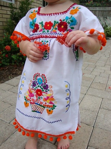 Meksikietiškas siuvinėjimo dizainas kūdikiams