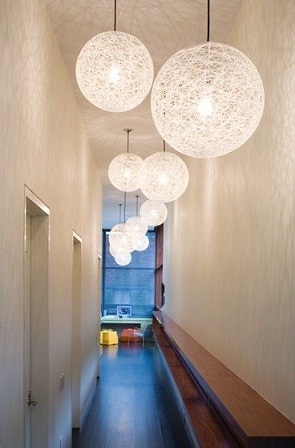 9 geriausi prieškambario lubų žibintai - šviesūs „Globe“ atspalviai