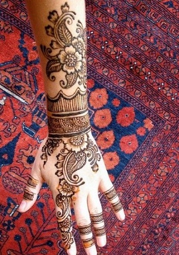 Creative Haven Mehandi Tasarımları Marty Noble'dan Boyama Kitabı