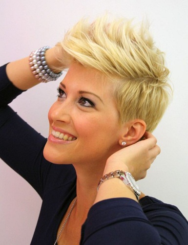Trumpos Pixie šukuosenos 2