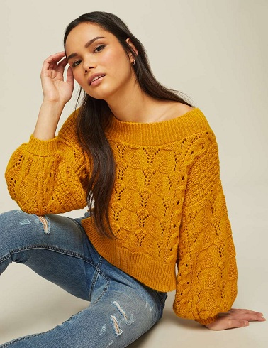 Moteriškas megztinis su marškinėliais su kaklu