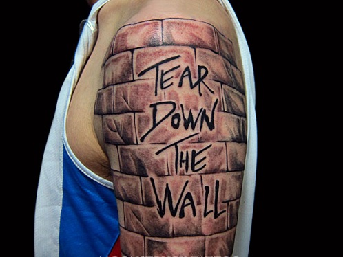 Akmens sienų darbo tatuiruotės dizainas