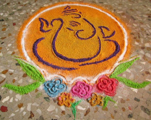 Religinis Om Rangoli