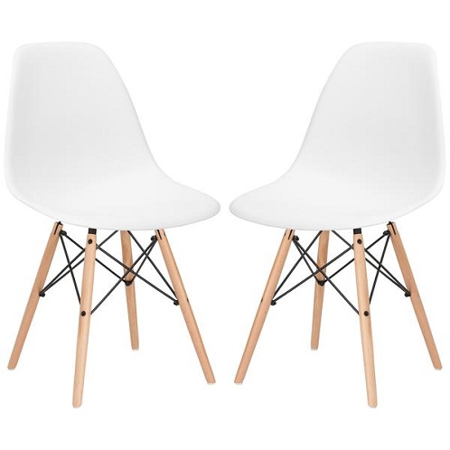 Güzel Eames Sandalyeler