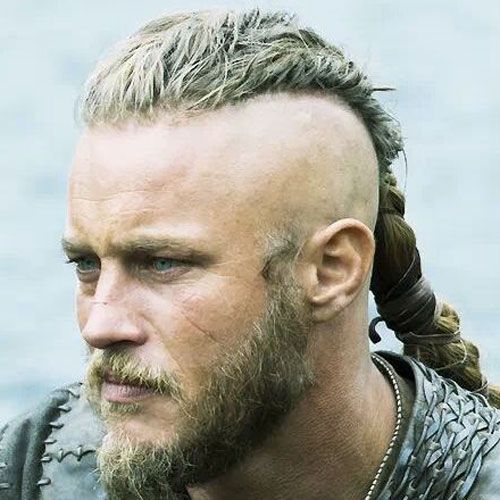 Pinta dalis vikingų šukuosena