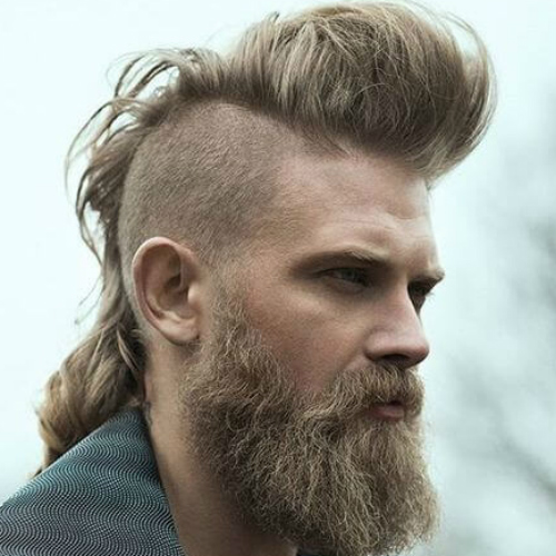 „Mohawk“ vikingų šukuosena