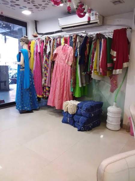 „Roopsi Boutique Indore“