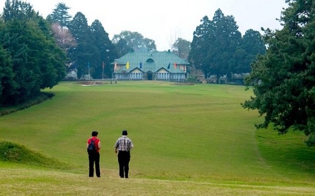 golfo aikštynas_šilongo-turistinės vietos