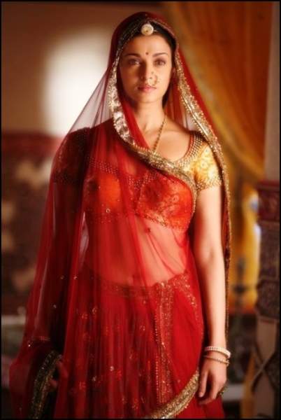 Makyajsız Aishwarya Rai