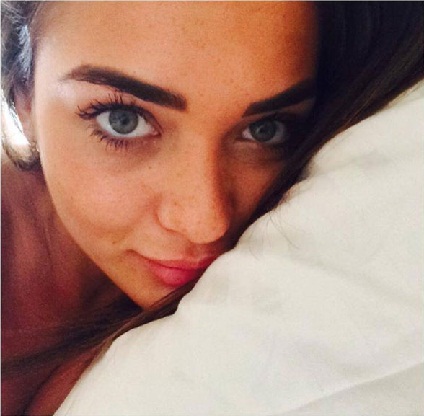 Amy Jackson makyajsız 2 fotoğraf