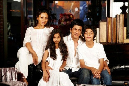 Gauri Khan Makyajlı ve Makyajsız 9