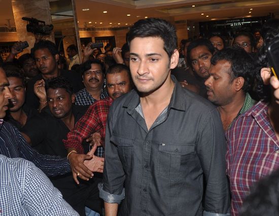 Mahesh Babu su makiažu ir be jo 1