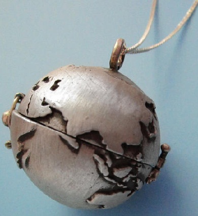 Gümüş Antika Küre Madalyon Tasarımı