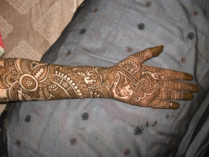 Chennai'deki Popüler Mehndi Sanatçıları