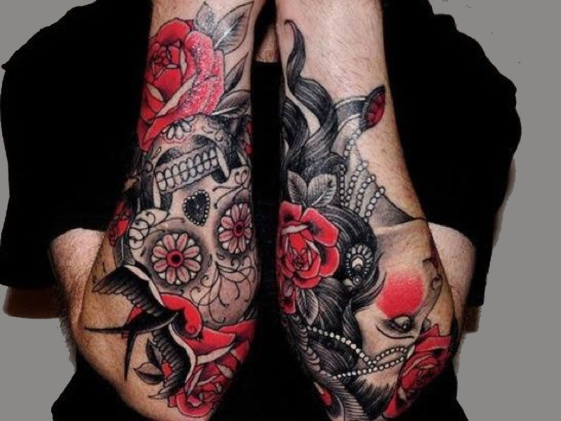 Raudonos tatuiruotės dizainas ir idėjos