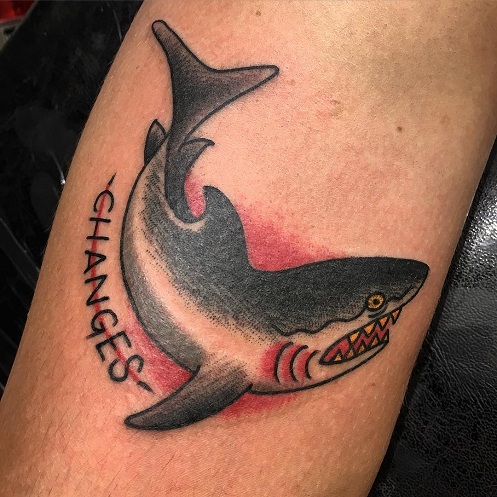 Karikatūrų ryklių tatuiruotė
