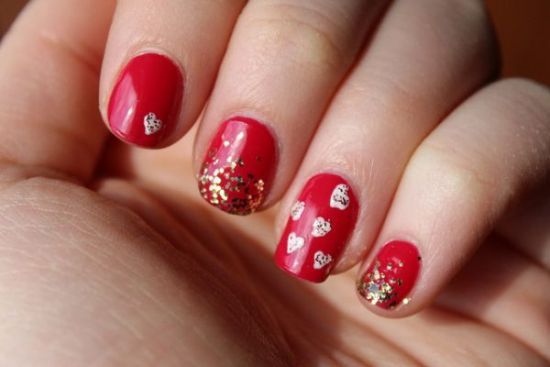 „Red-Hot“ Valentino dienos nagų dailė