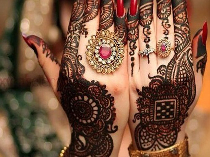 Jaipur'daki Mehndi Sanatçıları