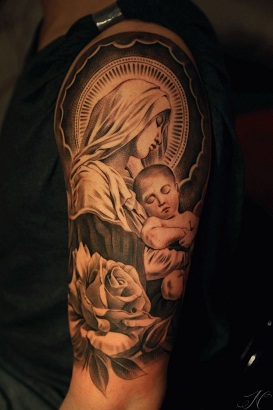 Širdį liečiančios Marijos tatuiruotės