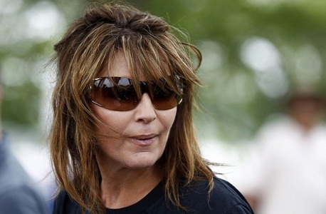 Sarah Palin be makiažo