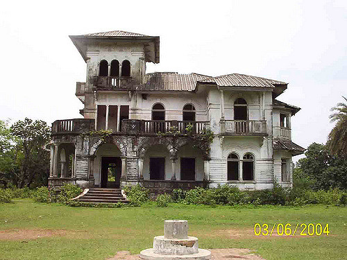 https://stylesatlife.com/articles/balayı-yerler-in-tripura/