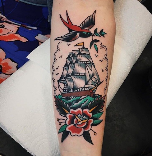 Tradicinė laivo tatuiruotė