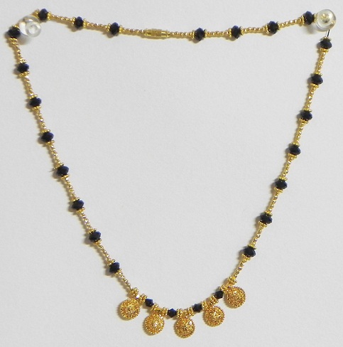 Penkių apskritimų aukso pakabukas Mangalsutra