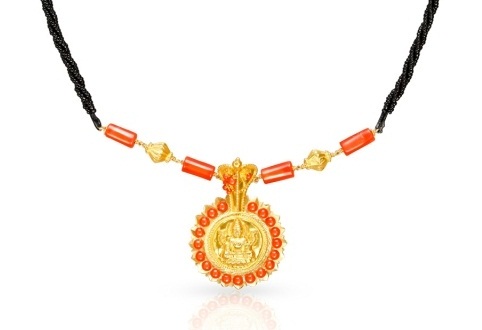 Karthamani ir Golden Pathak Mangalsutra