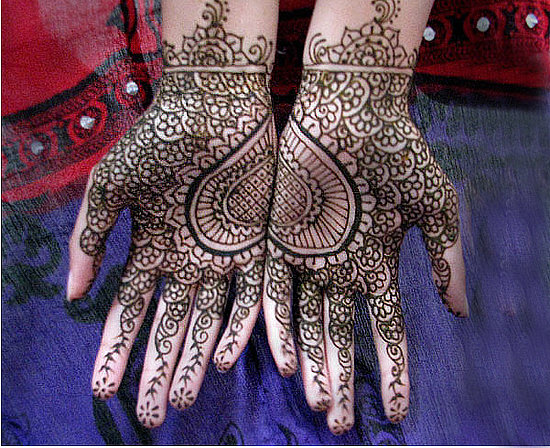 „Joint Heart Mehandi“ dizainas