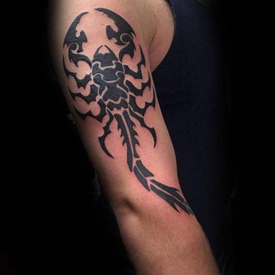 Skorpiono genčių tatuiruočių dizainas 7