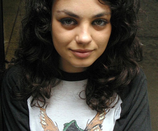 Mila Kunis makyajsız2