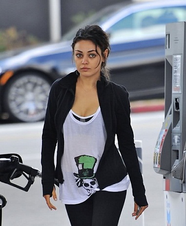 Mila Kunis makyajsız3