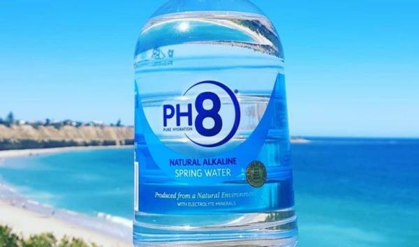 Αλκαλικό νερό Υγιής τρόπος ζωής υψηλού pH