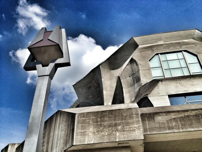 Ανθρωποσοφική αρχιτεκτονική steiner goetheanum από κάτω