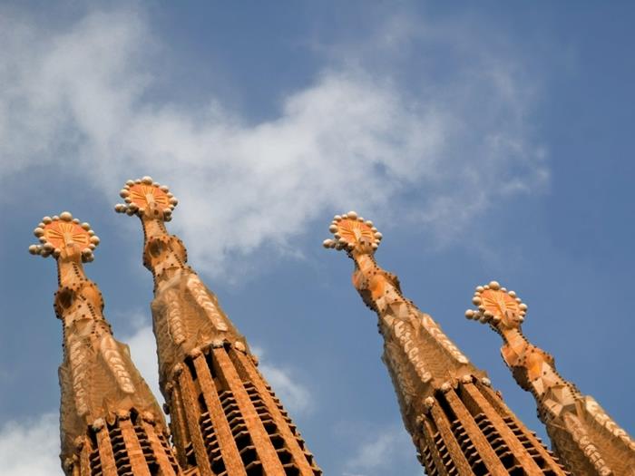 Antoni Gaudi Sagrada Familia τα αστέρια