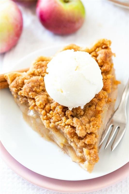 Συνταγή Apple Crumble Προετοιμάστε ένα κομμάτι crumble μήλου