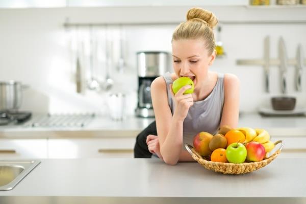 Συμπτώματα αλλεργίας μήλων Οι ποικιλίες μήλων τρώνε την κουζίνα μήλων