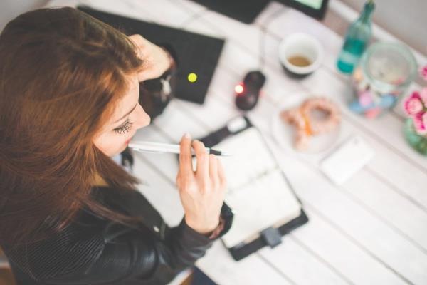 Εργασία από το σπίτι Εργασία από απόσταση