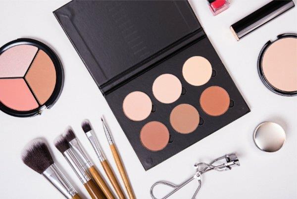 Κάντε τα μάτια μεγαλύτερα συμβουλές make up προϊόντων make up