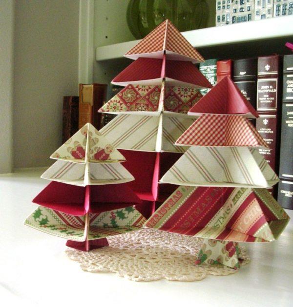 Φτιάξτε τα δικά σας χριστουγεννιάτικα δέντρα από χαρτί περιτυλίγματος με χαρτί
