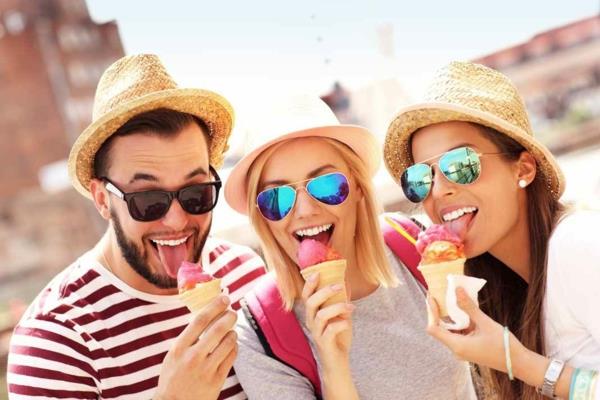 Ταξιδέψτε και φάτε ασυνήθιστες γεύσεις παγωτού